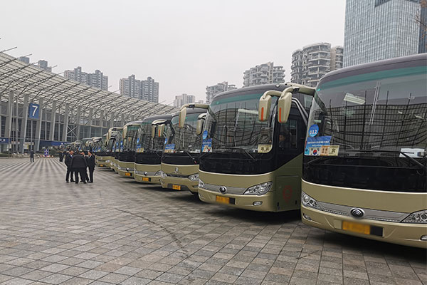 成都會(huì)議用車選擇什么車好